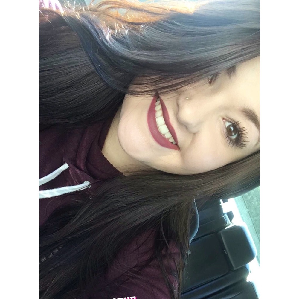 Meet your Posher, Kaitlyn